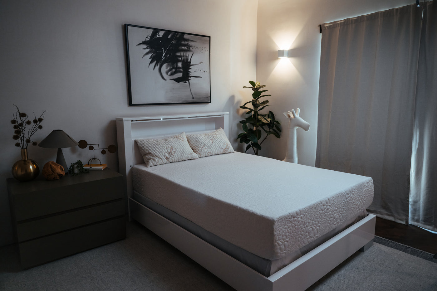 Pebble Lite Mattress - Premium 10" Adaptive Foam for Ultimate Comfort