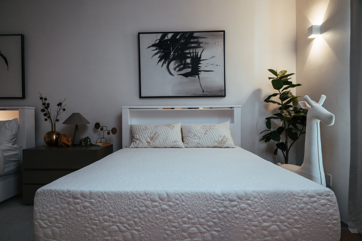 Pebble Lite Mattress - Premium 10" Adaptive Foam for Ultimate Comfort